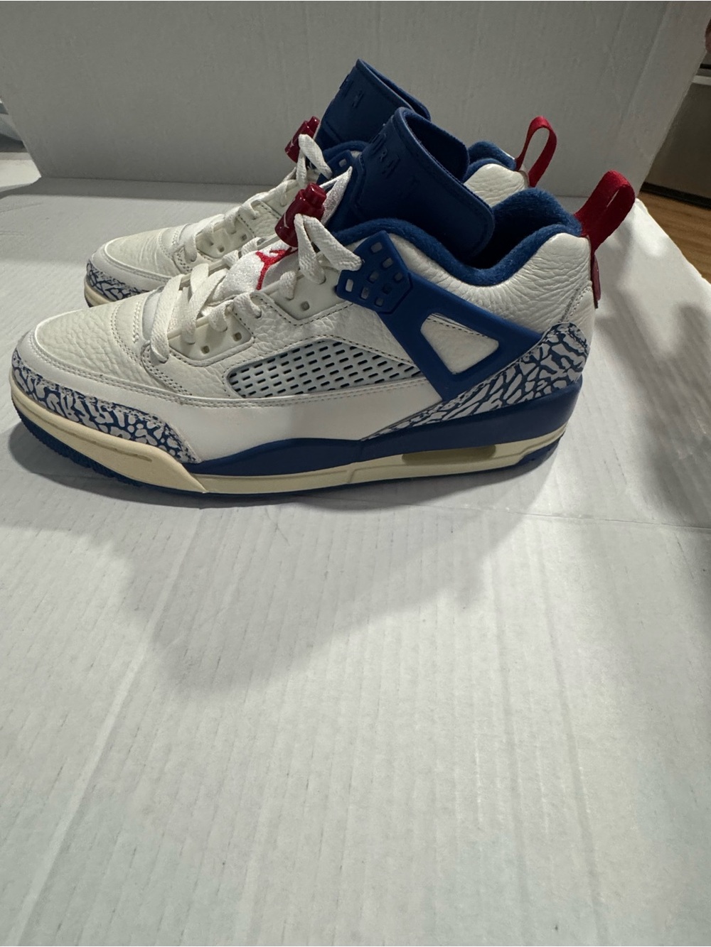 Jordan Spizike Low
Sail Storm Blue Size:9  NWOT